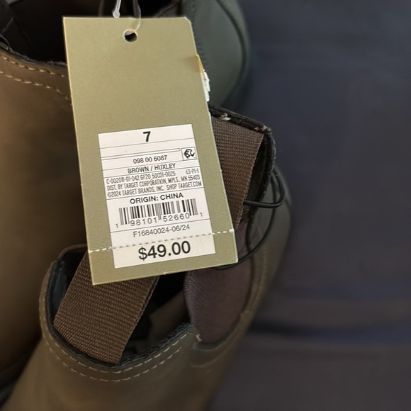 - NWT- Men's Slate Grey Green Chelsea Boots 
MSRP$ 49 - Picture 10 of 11